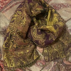 Pashmina Gold and Purple Paisley Scarf